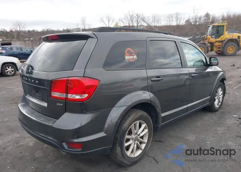 2016 Dodge Journey Sxt z USA, uszkodzony, nr VIN 3C4PDDBG8GT200920